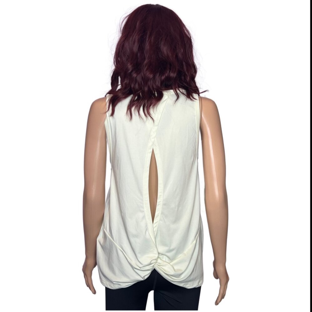Fabletics Dry-Flex Open Back Tank Oats Cream Sz XL - Picture 4 of 8